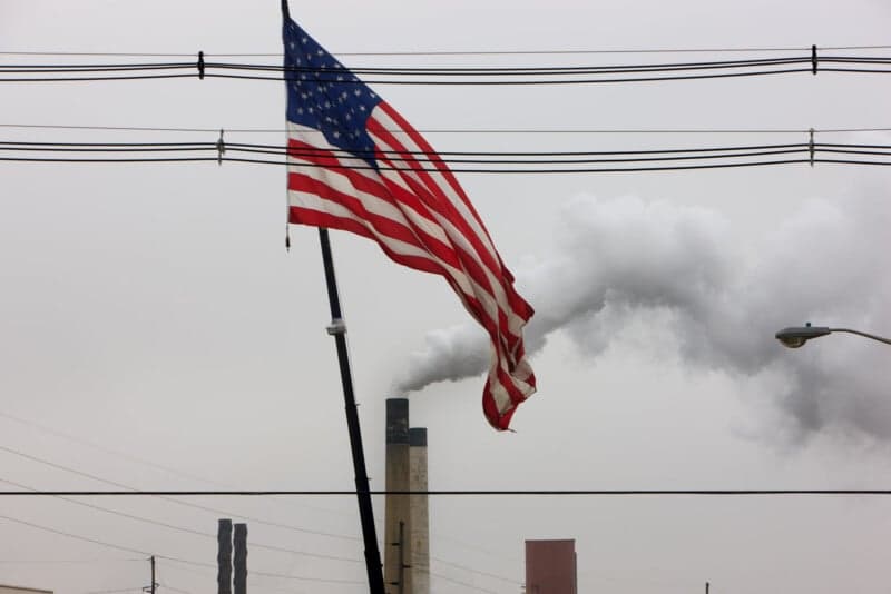 Jason Lindsey’s flag project turns patriotism into identity study
