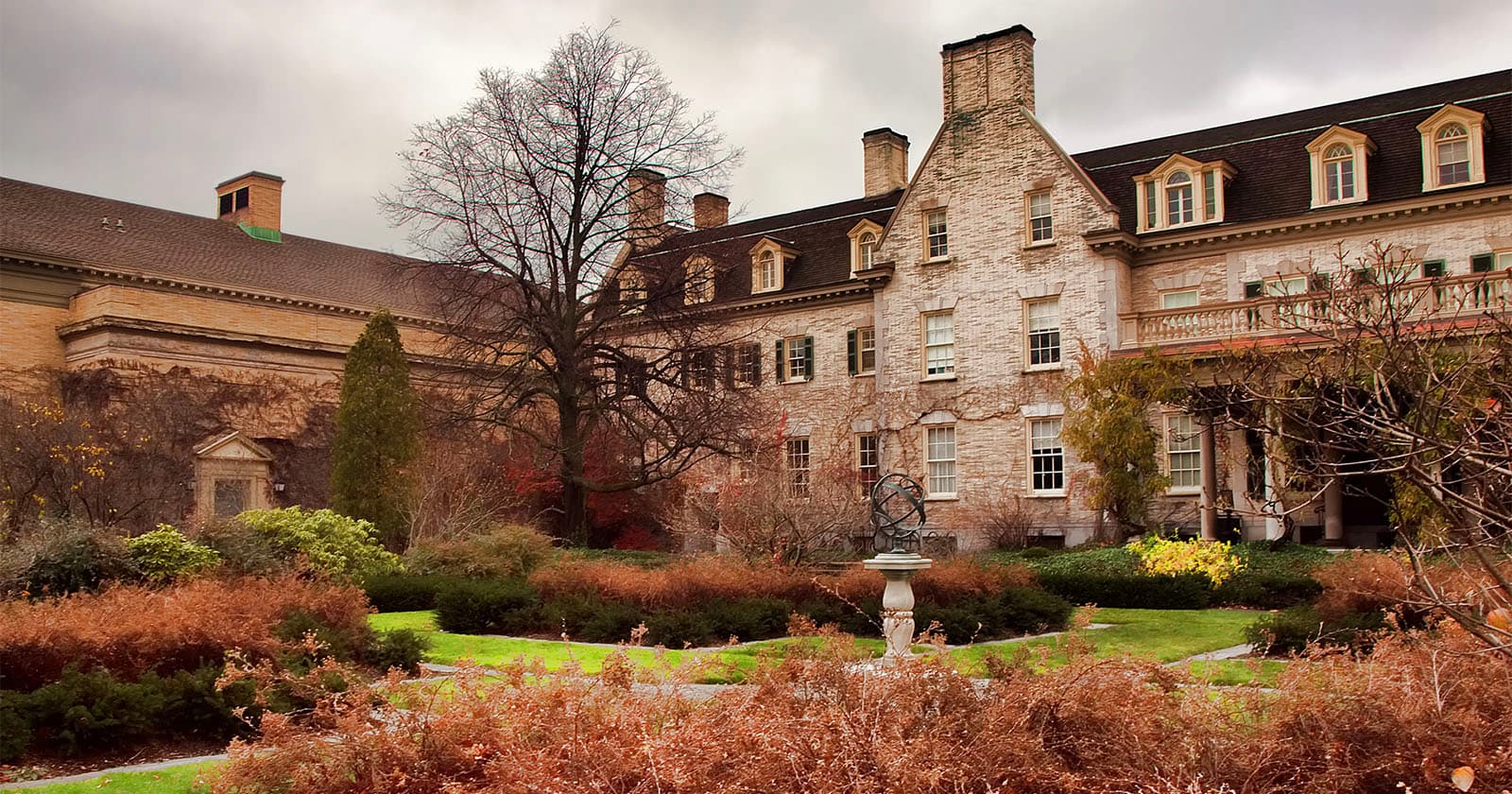 George Eastman Museum charges photographers up to $600 for shoots